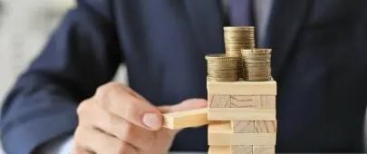 Почти треть россиян готова вложиться в пирамиду ради сверхприбыли