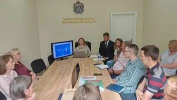 Проведение бесед "Финкультминутка" в трудовых коллективах предприятий и организаций