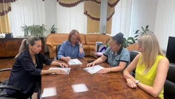 Лекция для сотрудников п. Лонгъюган на тему "Безопасность денег в цифровой среде" ЯНАО