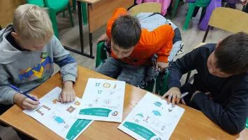 1. Проведение игровых финансовых перемен "Осторожно, мошенник"  для школьников ДОЛ "Звездочка" - решение ребусов и задач по ситуациям, 2. Лекция "Безопасность денег в цифровой среде"