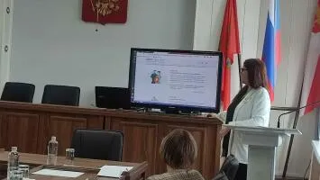 Информационный час с сотрудниками администрации округа, подведомственными учреждениями