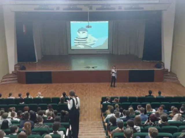 Мошеннические схемы для обмана школьников